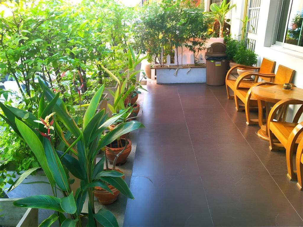 Chinotel Phuket Eksteriør billede